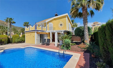 Traumhafte Villa Classico im Country Club Mazarron